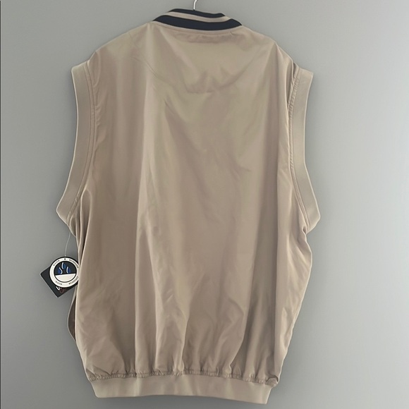 Beige Ultra Club Collection Sleeveless Vest - Picture 11 of 11